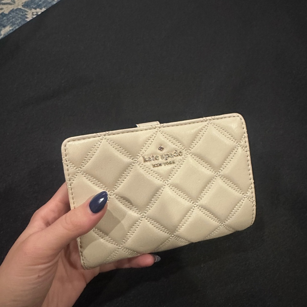 Kate spade quilted wallet